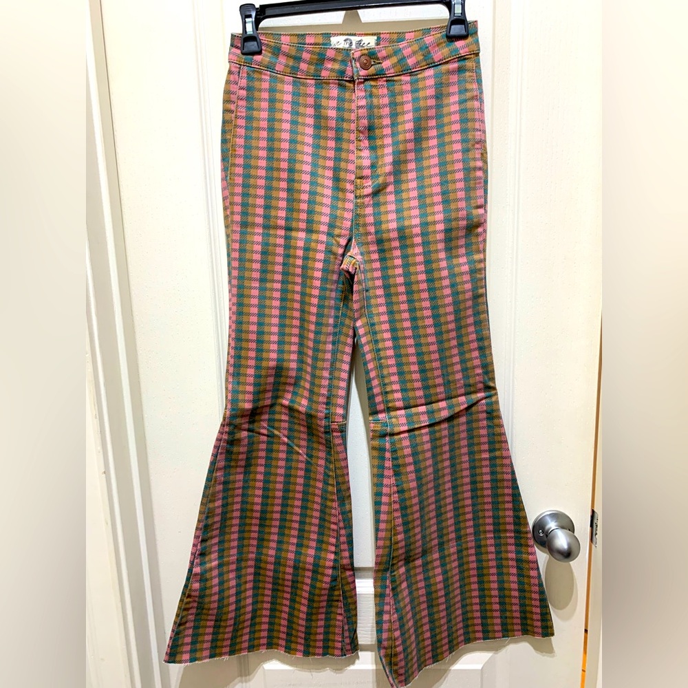 Free People Penny Flare cropped ankle jeans,women 26,Pink/Green plaid, BNWT